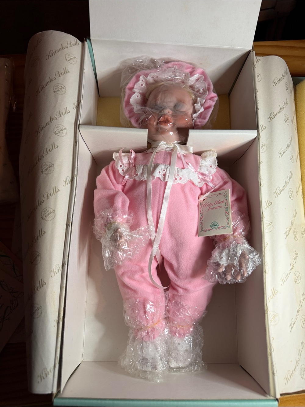 VTG 1989 Ashton Drake "Elizabeth's Homecoming" Porcelain Doll NIB COA Blanket